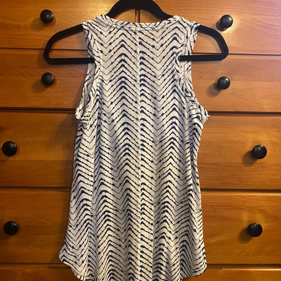 Athleta Breezy Tank - Picture 3 of 5